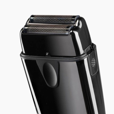 BaBylissPro - Shaver UV Foil 02 a lamina doppia con tecnologia UV disinfettante
