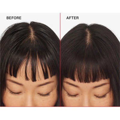 Olaplex Shampoo A Secco N.4D - 250 Ml
Uno shampoo secco leggero che assorbe il sebo senza lasciare residui polverosi.