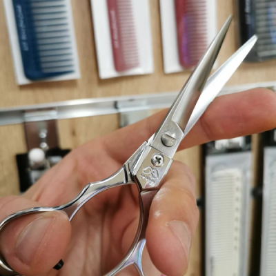 Yasaka Classica forbice da taglio professionale - 6,5